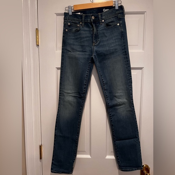 New without tags, Gap Resolution Slim Straight Jeans, Size 27 - Picture 1 of 9